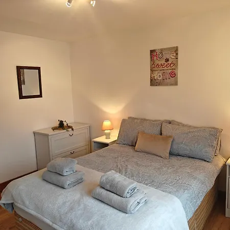 Ferienhaus Erin House - *